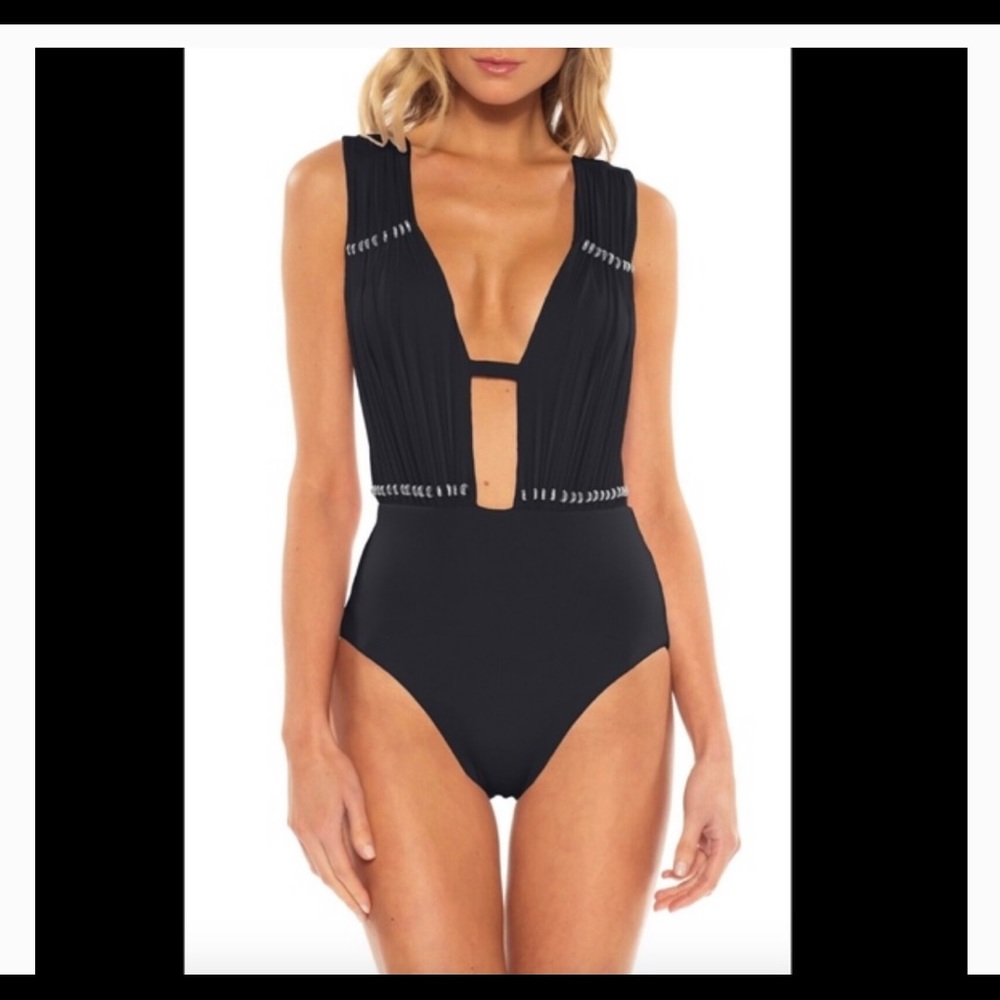 BECCA || NWT Reconnect Plung One Piece Bathing-sui